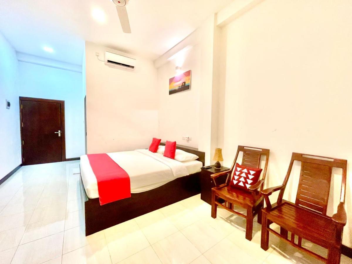Kithula Boutique Hotel Хикадува Екстериор снимка