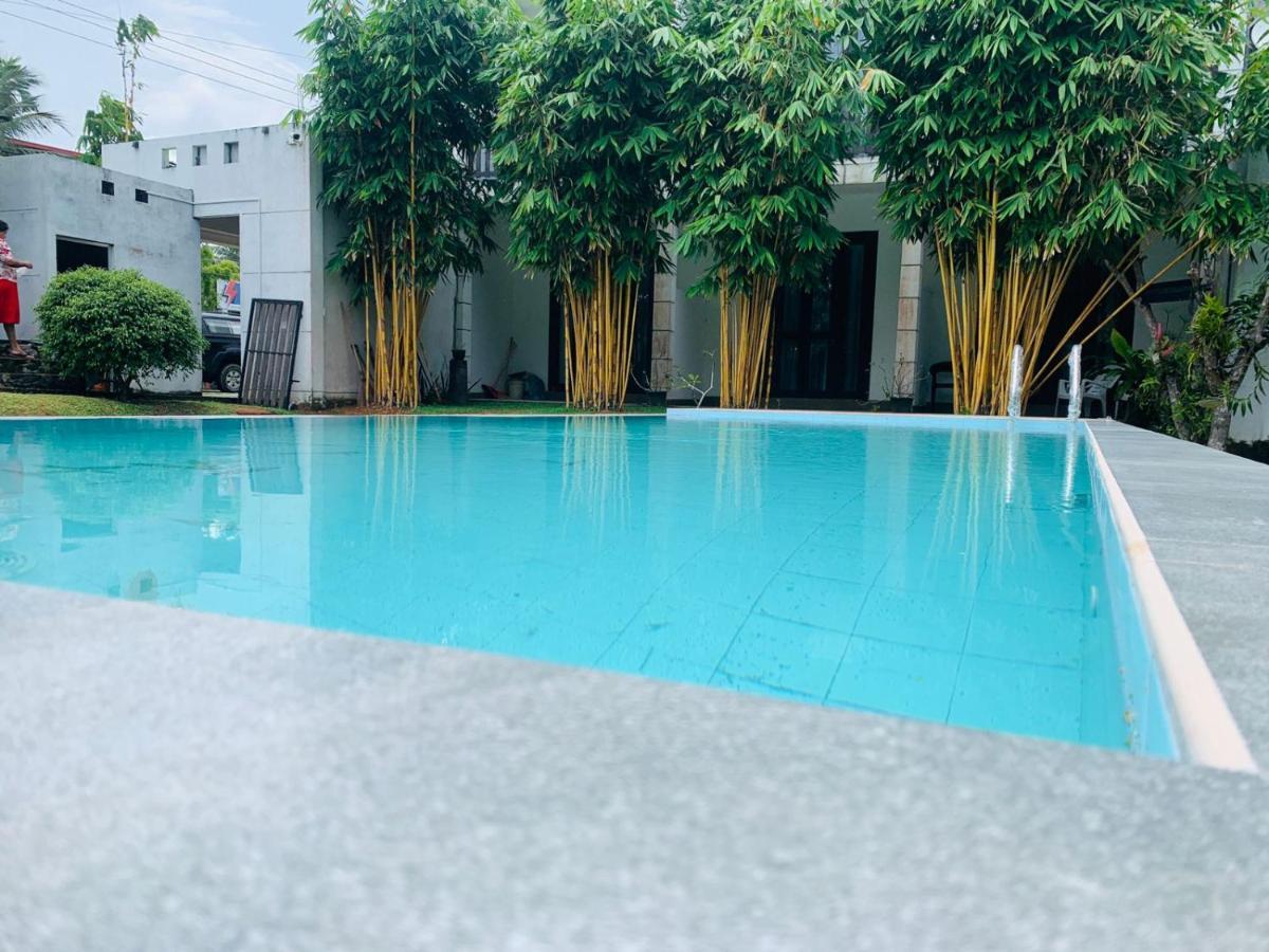 Kithula Boutique Hotel Хикадува Екстериор снимка
