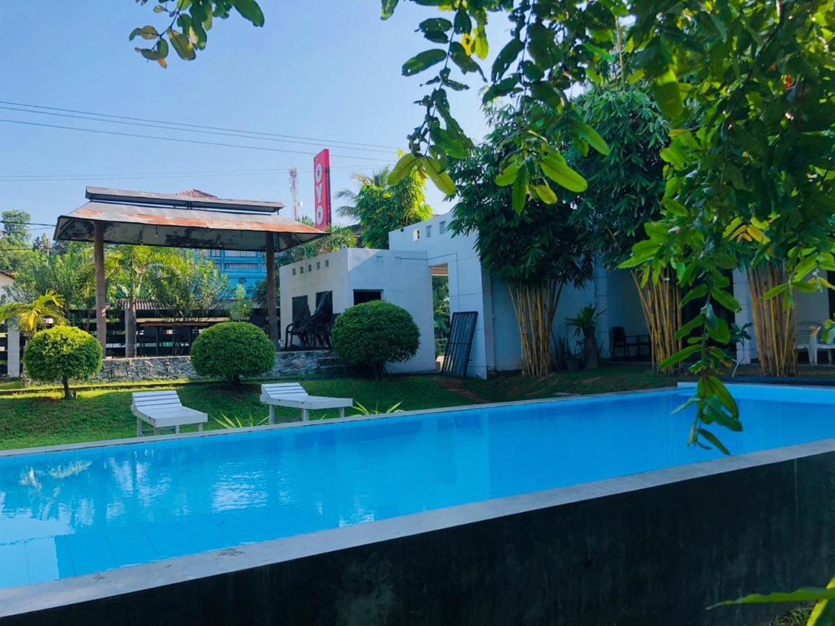 Kithula Boutique Hotel Хикадува Екстериор снимка