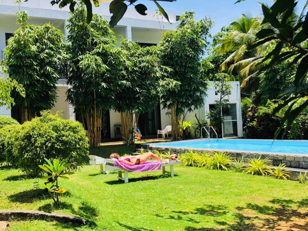 Kithula Boutique Hotel Хикадува Екстериор снимка
